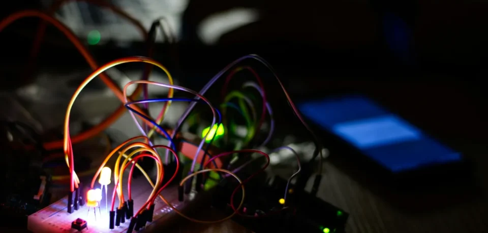 victor-aznabaev-pjTU9Edzc1g-unsplash